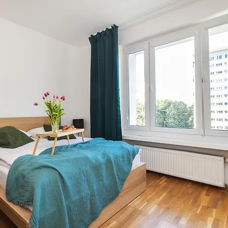 Shortstaypoland Stanow Zjednoczonych Warsaw Exterior photo